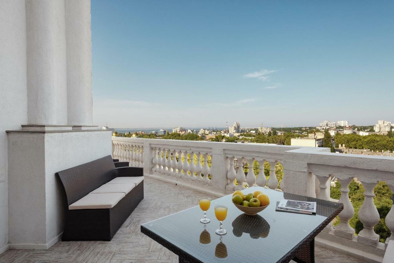 Royal Sky Apartments أوديسا المظهر الخارجي الصورة